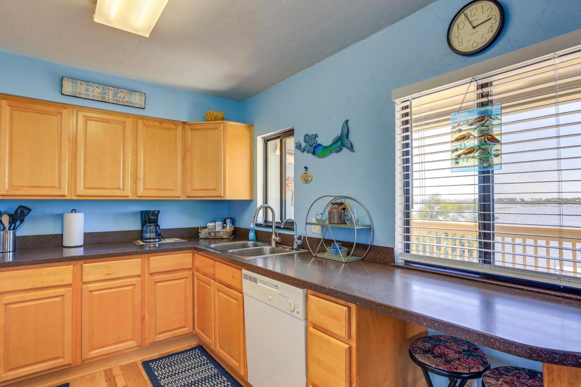Waterfront Cedar Key Duplex Home Grill And Dock! エクステリア 写真