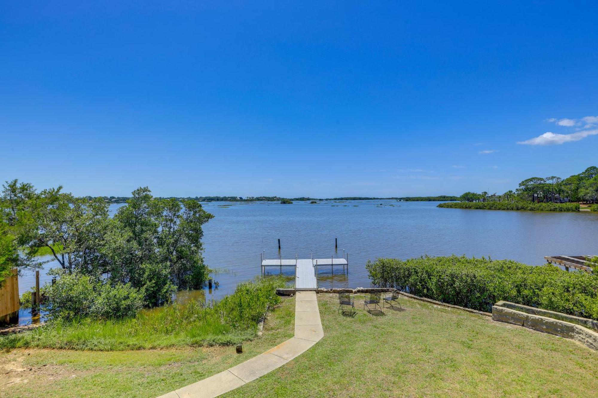 Waterfront Cedar Key Duplex Home Grill And Dock! エクステリア 写真